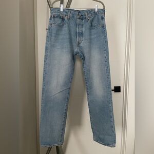 Levi’s 501 ‘93 Light Wash Denim Jeans